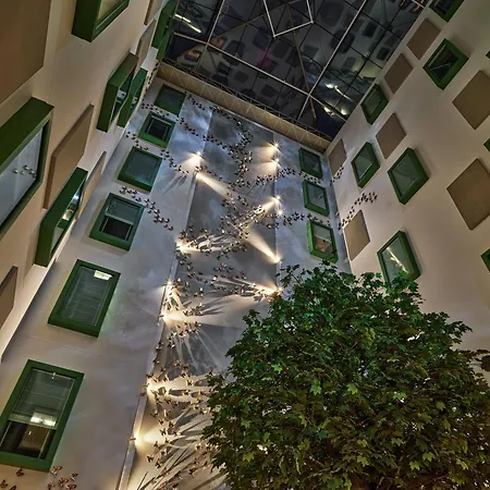 Hotel Voco By Ihg 4*