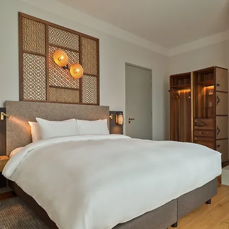 Voco By Ihg Hotel Den Haag
