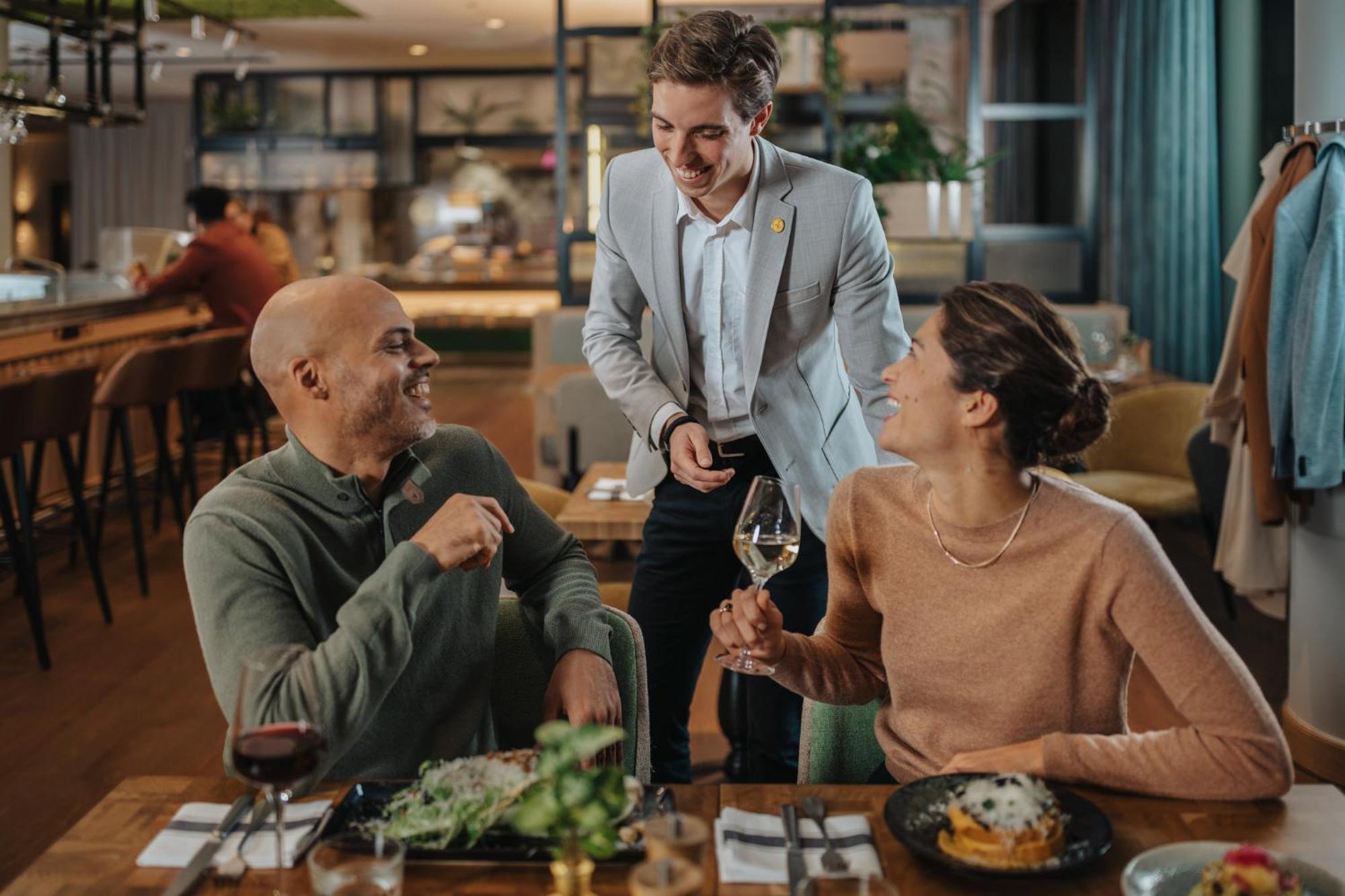 Voco By Ihg Hotel Den Haag