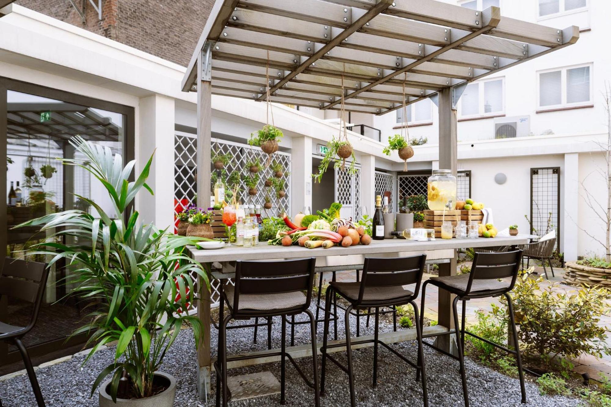 Voco By Ihg Den Haag